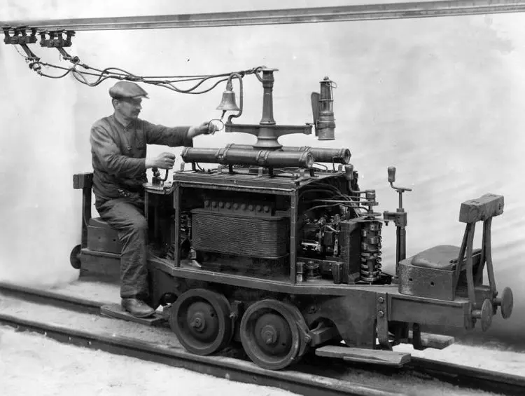 2dfe7db4842e7ffa4fb136de35d53637_MD5