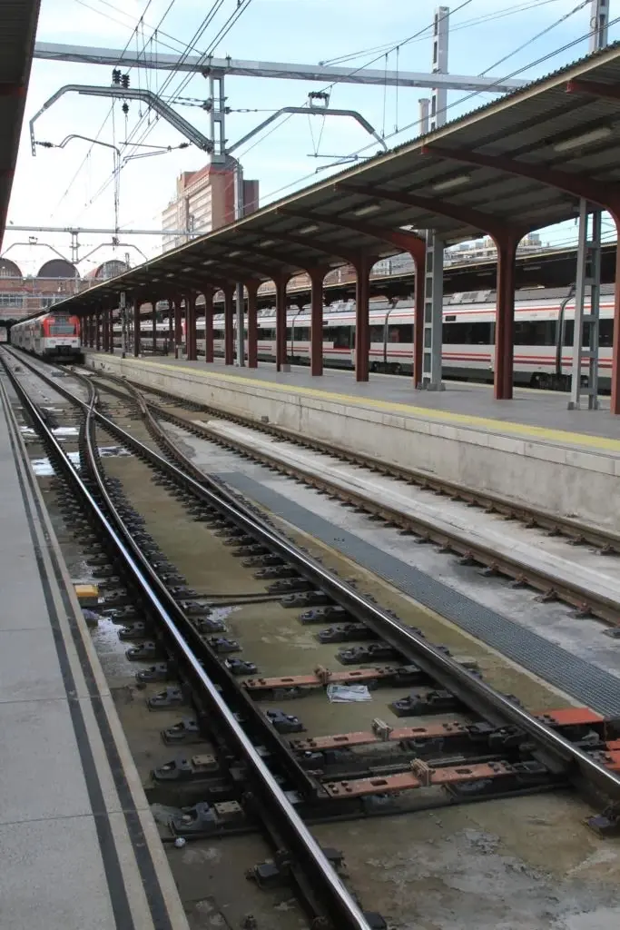 7fb8e3522536e51a76b6ec35c549a0c2_MD5