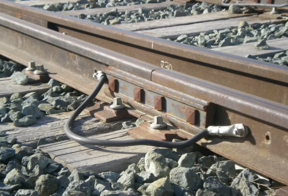 e8a35419026ba4ff90bfd5ddccf8a646_MD5